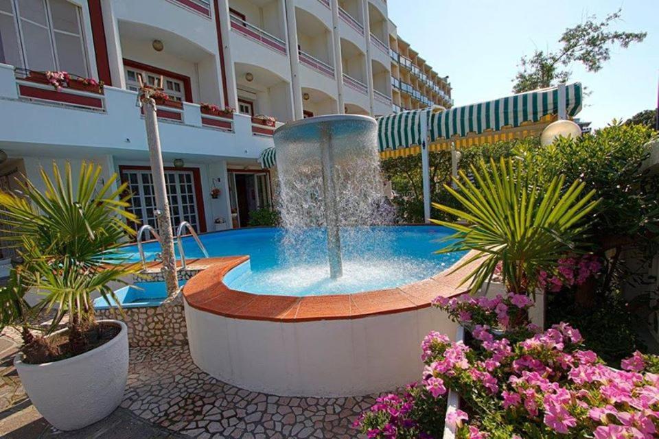 Golf & Beach Hotel Milano Marittima Exterior foto